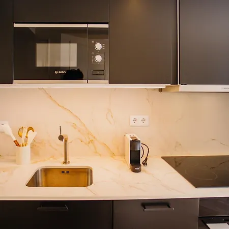 Daire -new- Chic Chiado Apartment, Elevator Buiding, Steps To Everything *