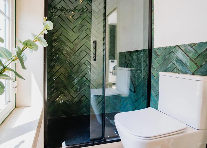 شقة -new- Chic Chiado Apartment, Elevator Buiding, Steps To Everything *